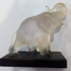 Éléphant "trunk up" en résine - Façon cristal Goebel – Image 2