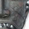 Ancien masque tribal de cérémonie - Bronze bordé de cuir – Image 6