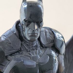 Statuette de Batman Arkham Knight dominant Gotham City illuminée - Édition collector