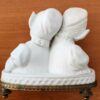 L'heure du thé - Biscuit en porcelaine monté sur laiton ouvragé – Image 5