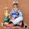 Fumeur de chicha en extase sur son tapis volant - Terre cuite polychrome et émaillée – Image 2