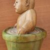 Gros bébé dans son bain - Sculpture en bois massif cérusé – Image 3