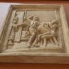 Scène érotique bien cadrée et avec reliefs - Céramique ancienne – Image 2