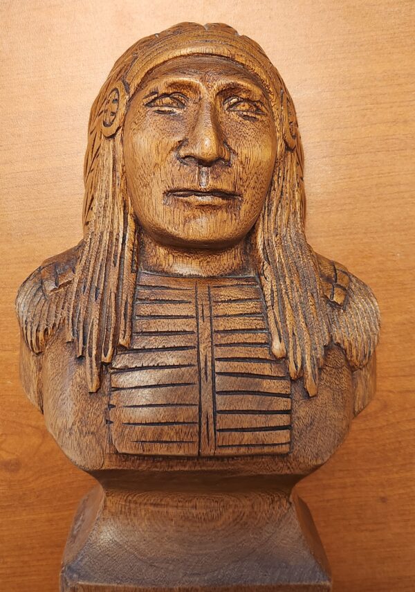 Buste de chef indien (Geronimo ?) - Bois massif sculpté