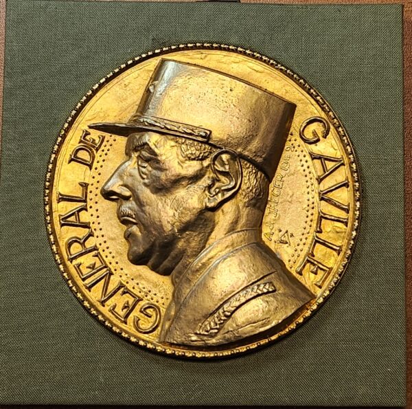 Médaille du Général de Gaulle - Ø 11 cm - Bronze doré - Albert de Jaeger 1942