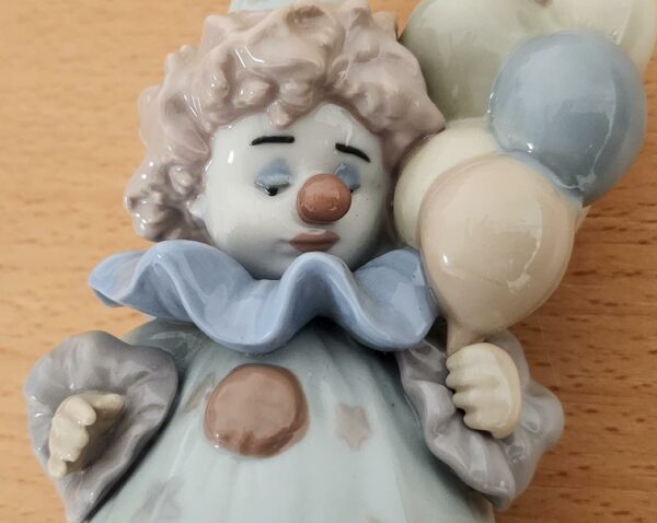 Petit clown triste avec ballons - Lladro #5811 Sad littlest Clown - Figurine en porcelaine – Image 8