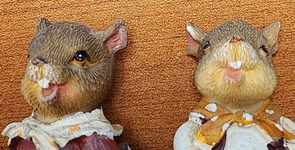 Souris portant des pommes - Deux figurines Dewberry Lane SUSAN WHEELER 1990 – Image 7