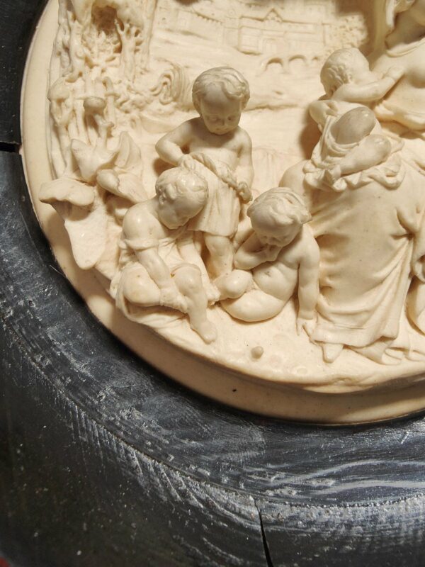 Tableau sculpté dans l'écume de mer – Image 5