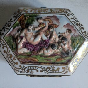 Coffret en porcelaine Capodimonte
