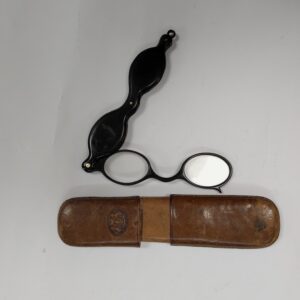 Lunettes en bakélite