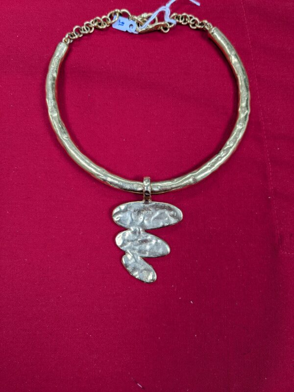 Collier Biche de Bere