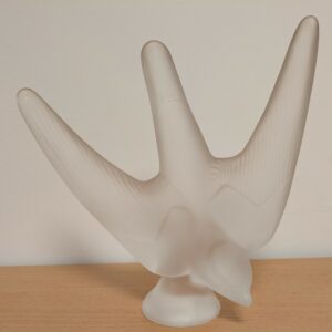 Figurine vintage d'hirondelle en verre