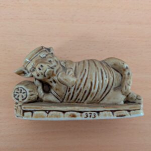 Tirelire cochon ancienne Schafer & Vater – porcelaine – modèle allongé