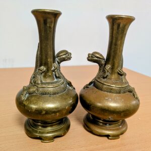 Paire de vases chinois bronze dragons vintage art asiatique